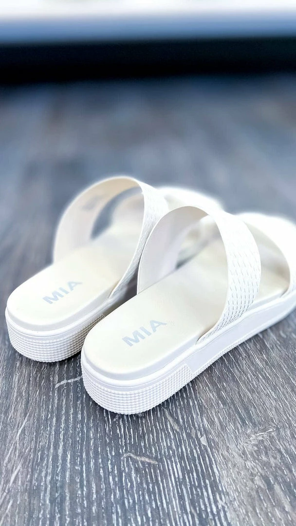 MIA Ivory Saige Platform Sandals