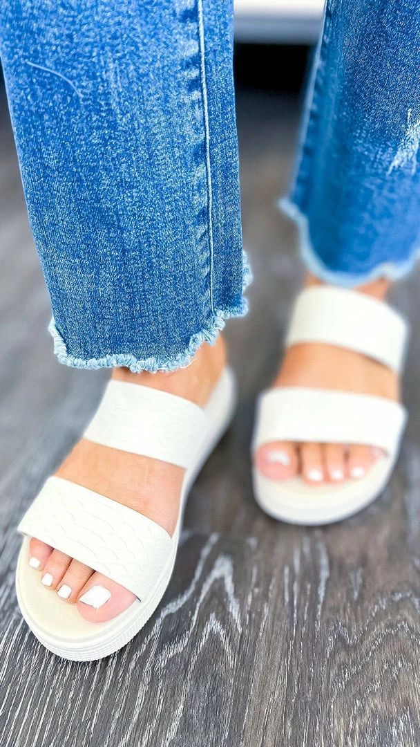 MIA Ivory Saige Platform Sandals