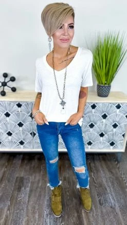 The ZigZag Stripe Ivory Slub Boyfriend Tee