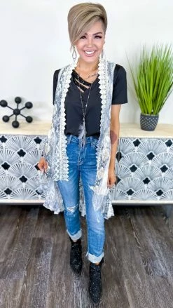 Origami OUTERWEAR Ivory Sway With You Vest