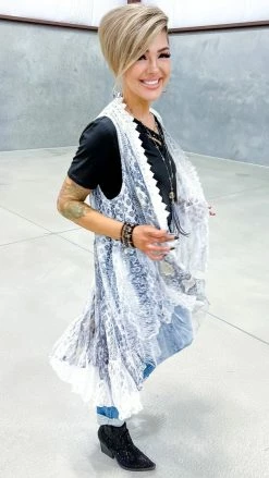 Origami OUTERWEAR Ivory Sway With You Vest