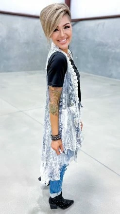 Origami OUTERWEAR Ivory Sway With You Vest