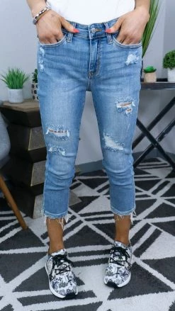 BOTTOMS Judy Blue 82272 Capri Jeans