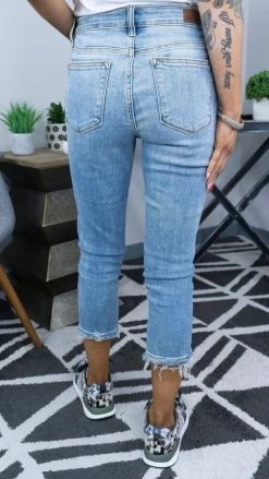 BOTTOMS Judy Blue 82272 Capri Jeans