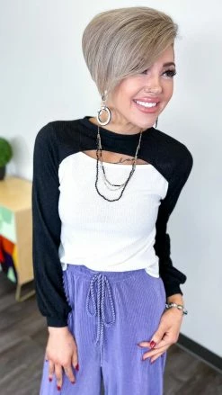 The ZigZag Stripe TOPS & TUNICS Known To Flaunt Sweater