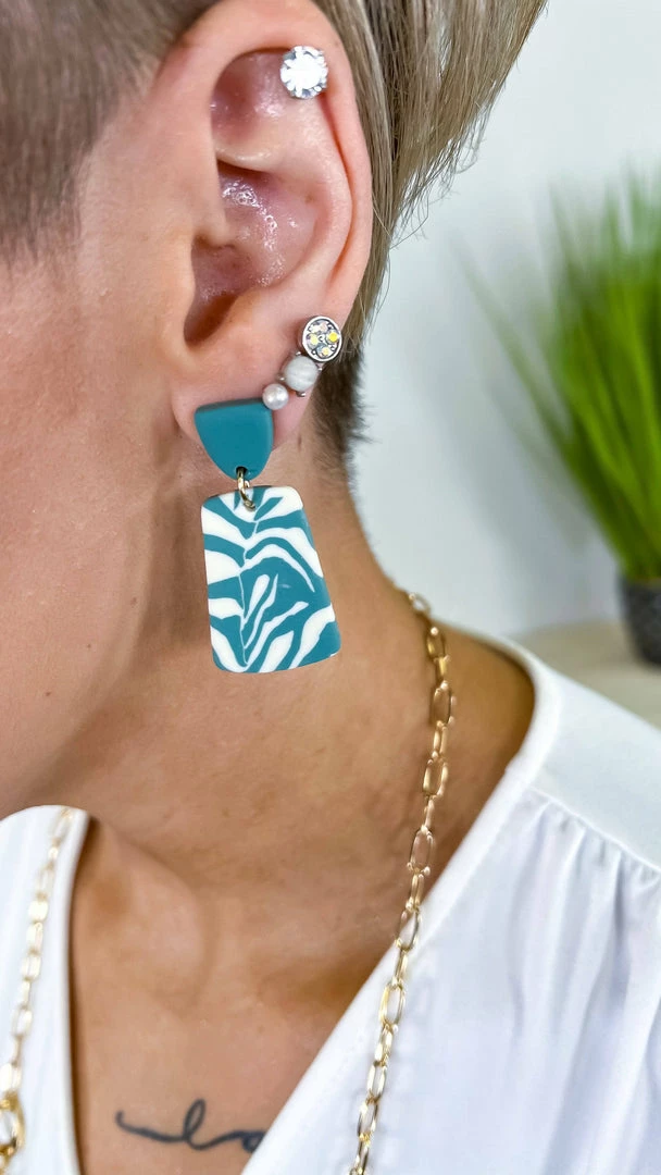 My Girl In LA Larra Earrings ACCESSORIES