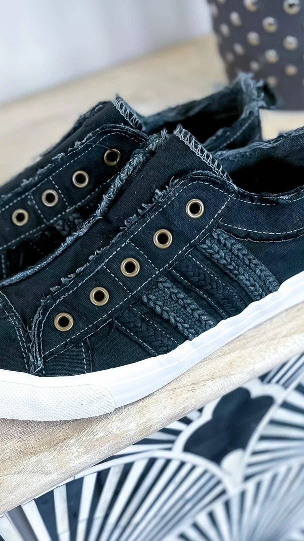 LA Shoe King Leslie Sneakers SHOES