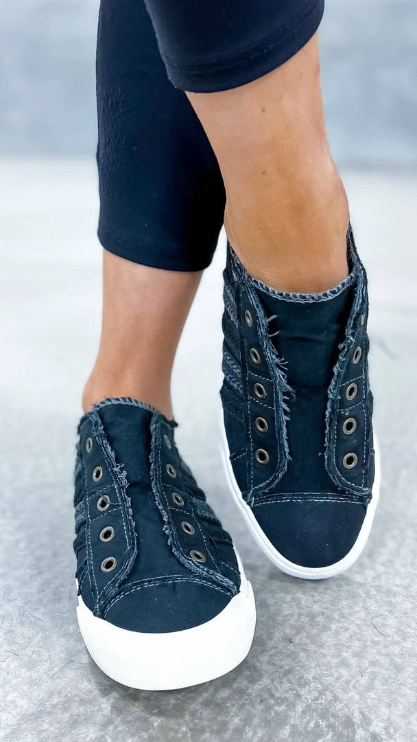 LA Shoe King Leslie Sneakers SHOES