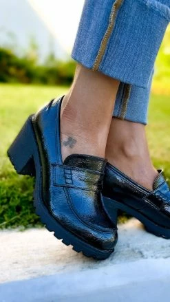 Chinese Laundry SHOES Liberty Loafers