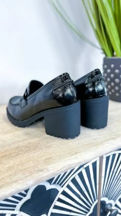 Chinese Laundry SHOES Liberty Loafers