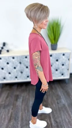 The ZigZag Stripe Marsala Short Notice Top [NO RETURNS]