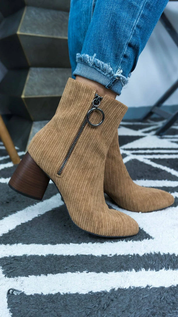 SBICCA Menlee Booties