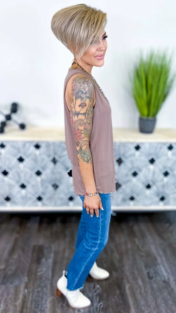 The ZigZag Stripe TOPS & TUNICS Mocha Stellar Time Tank