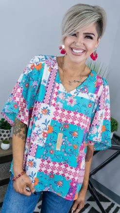 Emily Wonder My Kinda Love Top TOPS & TUNICS