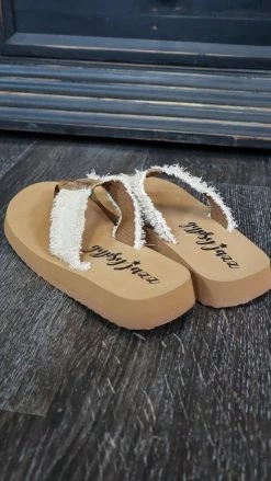Very G SHOES Natural Encore Flip Flops