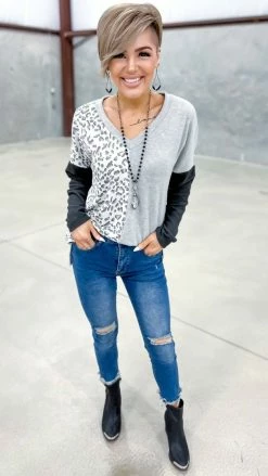 Lovely Melody Naturally A Flirt Top TOPS & TUNICS