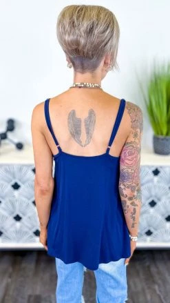 The ZigZag Stripe TOPS & TUNICS Navy Basic Spaghetti Tank