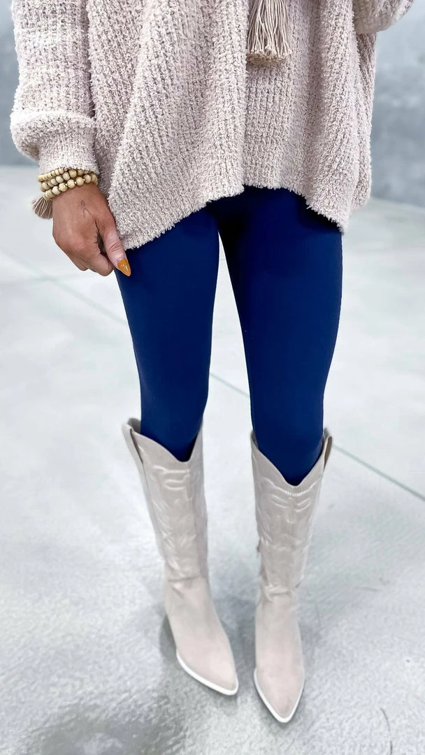 The ZigZag Stripe Navy Elite Leggings BOTTOMS