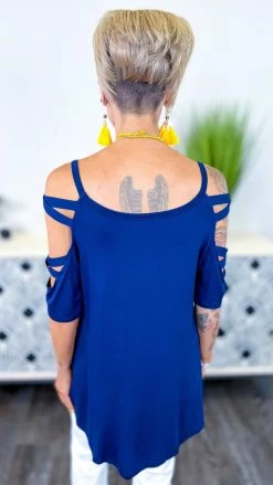 The ZigZag Stripe Navy Hardly Subtle Top [NO RETURNS] TOPS & TUNICS