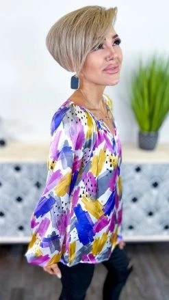 Emily Wonder Newest Obsession Top TOPS & TUNICS