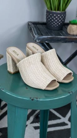 MIA SHOES Noirel Heels