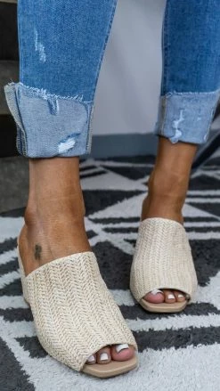 MIA SHOES Noirel Heels