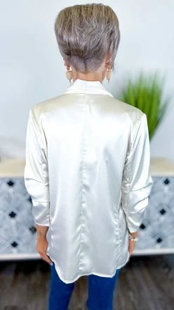 The ZigZag Stripe OUTERWEAR Nude Charmed Lifestyle Blazer