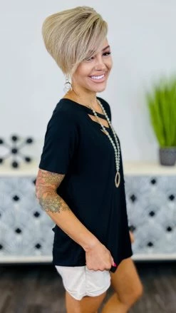 The ZigZag Stripe Nude Down To Lounge Shorts [NO RETURNS] BOTTOMS