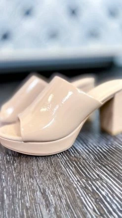 Chinese Laundry Nude Get On Cloud Heels SHOES