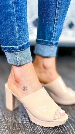 Chinese Laundry Nude Get On Cloud Heels SHOES