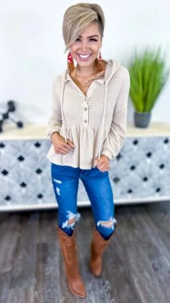 The ZigZag Stripe TOPS & TUNICS Oatmeal Sweet Nothing Top