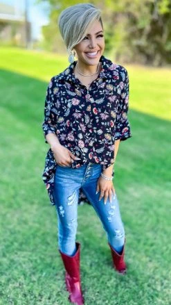 The ZigZag Stripe On A Mission Top