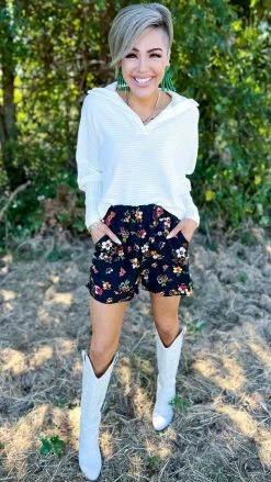 The ZigZag Stripe Only Passion Shorts [NO RETURNS] BOTTOMS