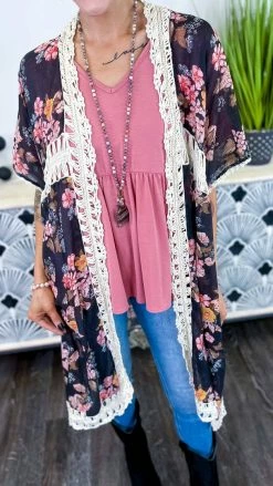 Easel OUTERWEAR Pack Your Suitcase Cardigan