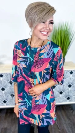 The ZigZag Stripe Paradise On Earth Top TOPS & TUNICS