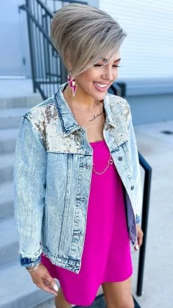 The ZigZag Stripe Pink Cycle Queen Dress