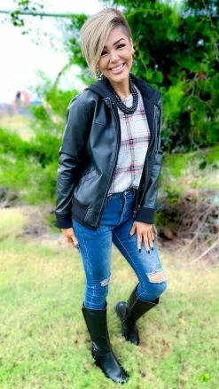 The ZigZag Stripe TOPS & TUNICS Plaid Business Top