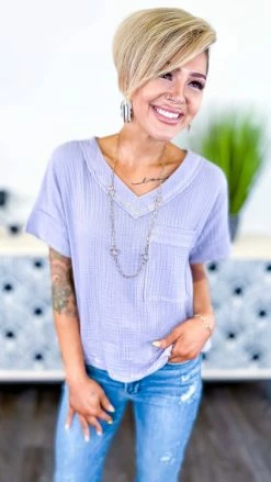 The ZigZag Stripe Purple Take A Minute Top [NO RETURNS]