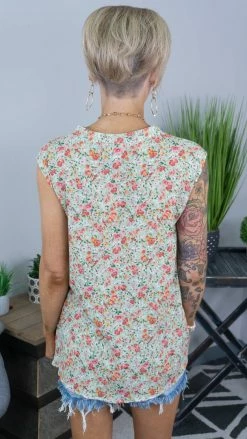 The ZigZag Stripe Pursued Perfection Top [NO RETURNS]