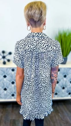 The ZigZag Stripe TOPS & TUNICS Radiating Beauty Tunic