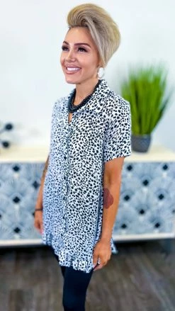 The ZigZag Stripe TOPS & TUNICS Radiating Beauty Tunic