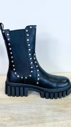 MIA SHOES Razor Boots