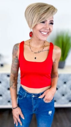 The ZigZag Stripe Bramis Red Crop Brami