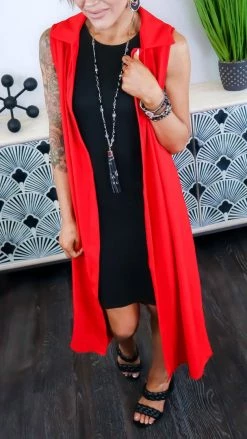 The ZigZag Stripe OUTERWEAR Red More To Tell Vest