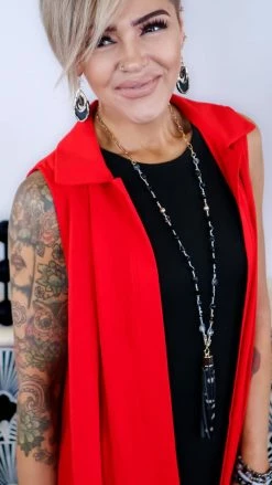 The ZigZag Stripe OUTERWEAR Red More To Tell Vest