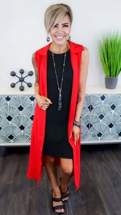 The ZigZag Stripe OUTERWEAR Red More To Tell Vest