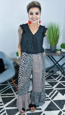 Southern Grace ACCESSORIES Red Sahara Tassel Earrings