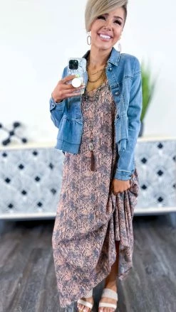 Savanna Jane DRESSES Right Place Dress