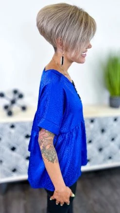 The ZigZag Stripe Royal Leopard City Sleek Top