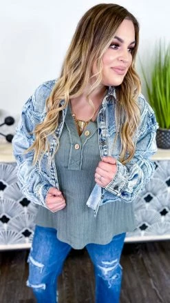 The ZigZag Stripe Sage Barcelona Breeze Tank [NO RETURNS] TOPS & TUNICS